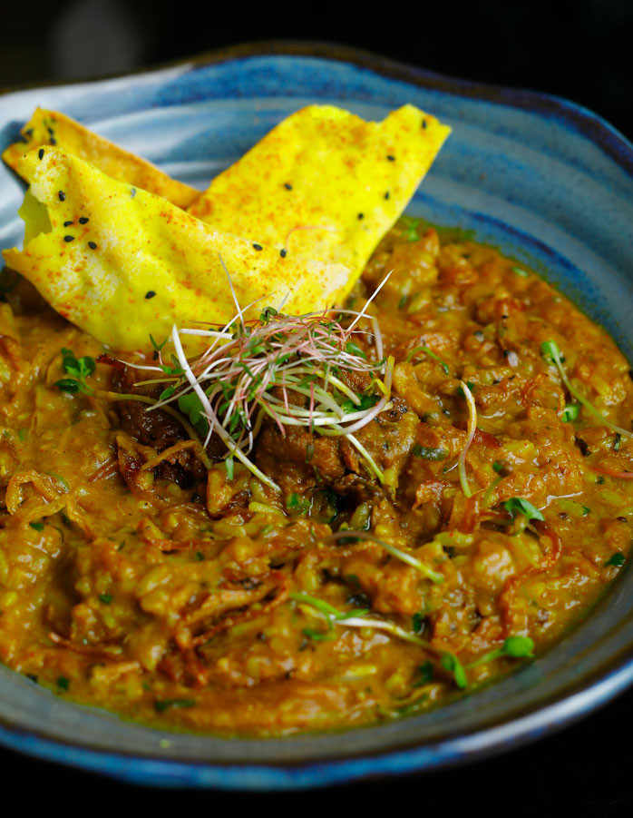 Mixed grains haleem, mutton pickle