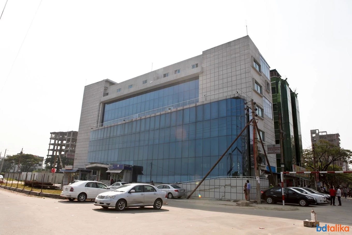 Bashundhara Eye Hospital & Research Institute